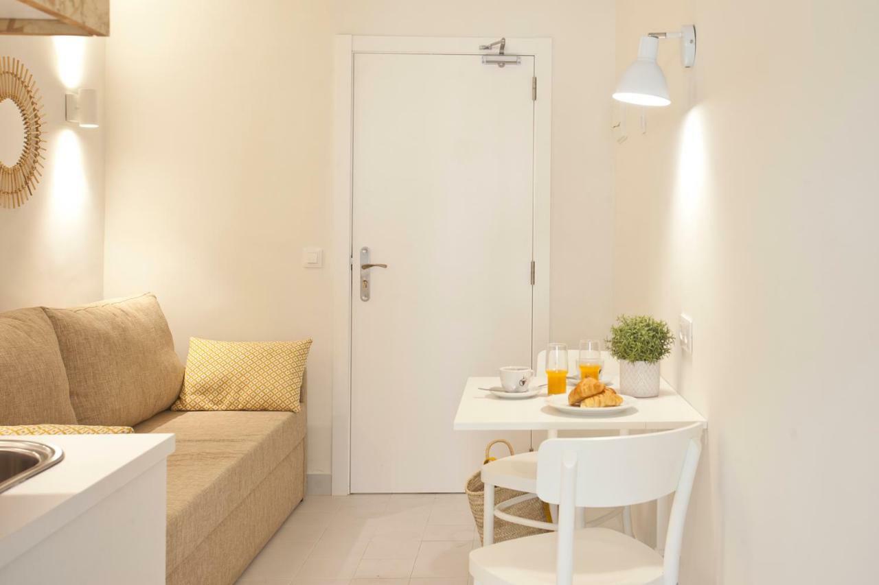 Bj Cala Morlanda Estudios (Adults Only) S'Illot  Exterior photo