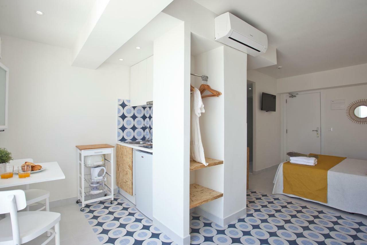 Bj Cala Morlanda Estudios (Adults Only) S'Illot  Exterior photo