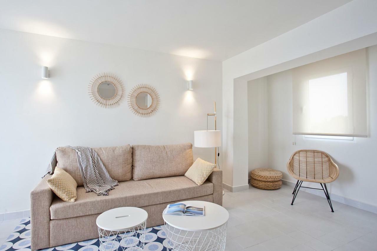 Bj Cala Morlanda Estudios (Adults Only) S'Illot  Exterior photo